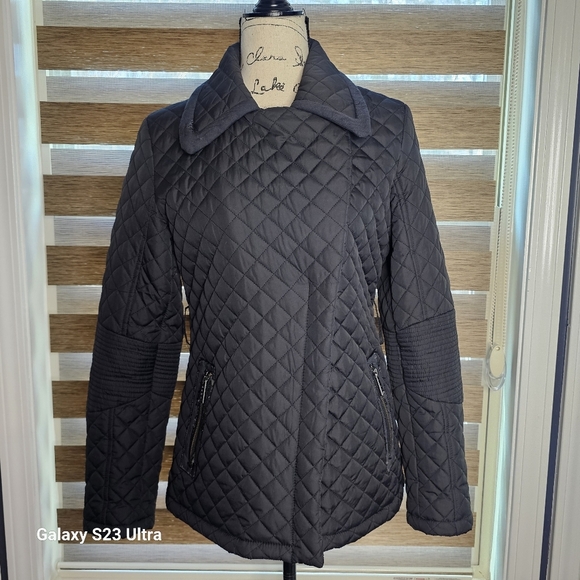 DKNY Women’s Asymmetrical Black Jacket. Size S - Picture 2 of 16